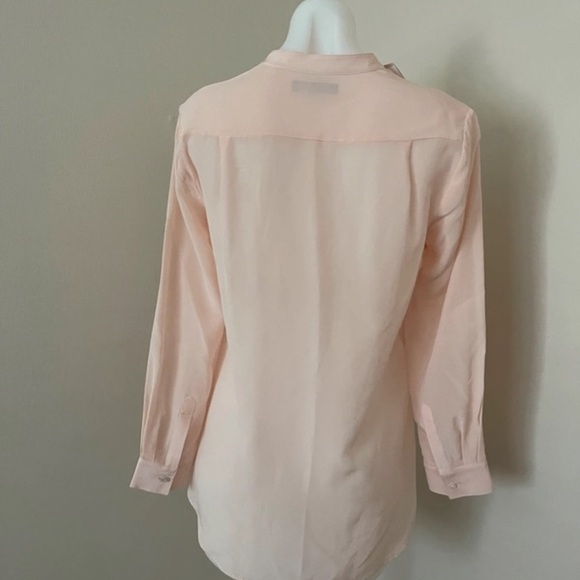 (NWT) Banana Republic Women’s Silk Pink Blouse, XS (Petite) - Picture 15 of 16